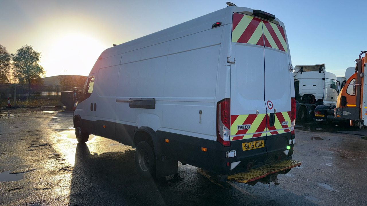 Iveco Daily 70C17 - Dubă: Foto 3 Iveco Daily 70C17 - Dubă: Foto 3