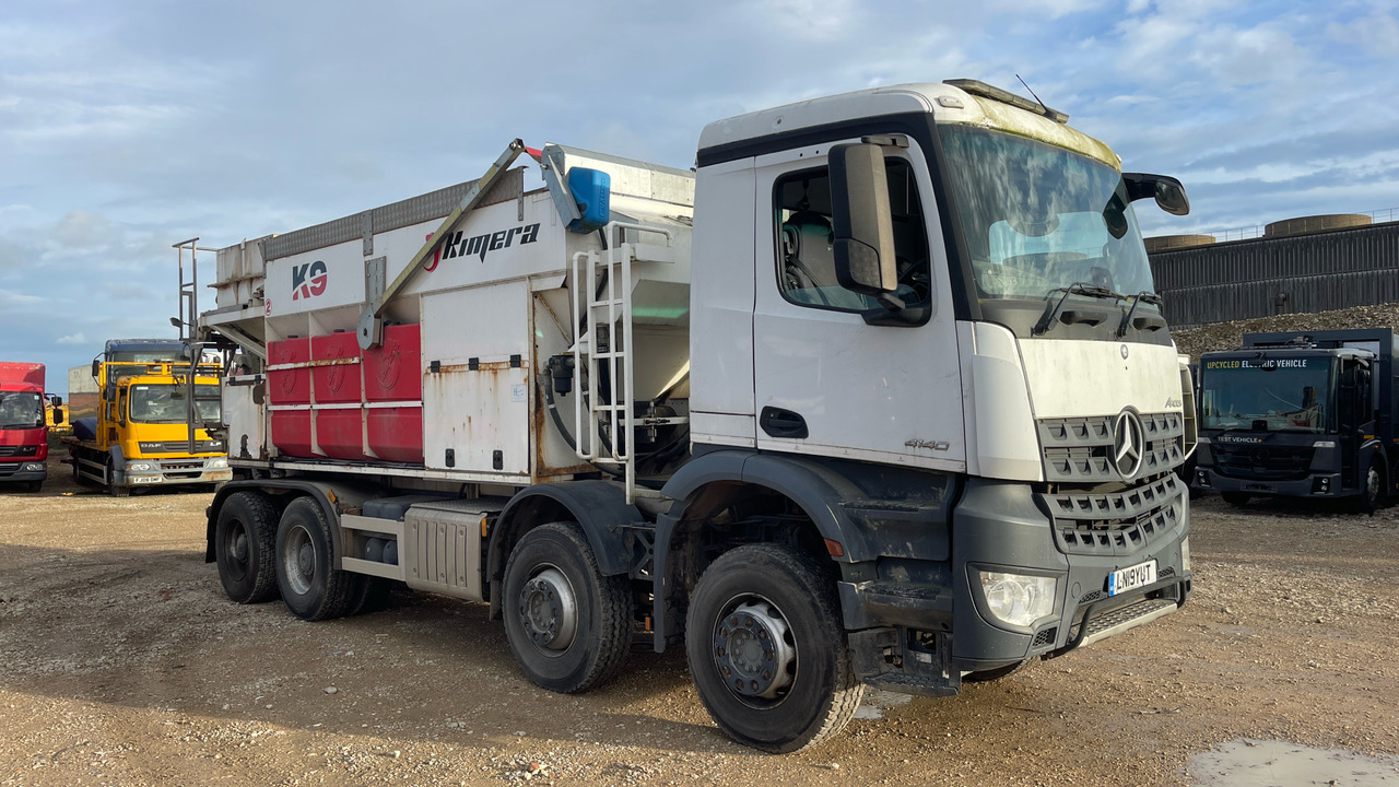 MERCEDES-BENZ AROCS 4140 - Gudronator: Foto 1 MERCEDES-BENZ AROCS 4140 - Gudronator: Foto 1