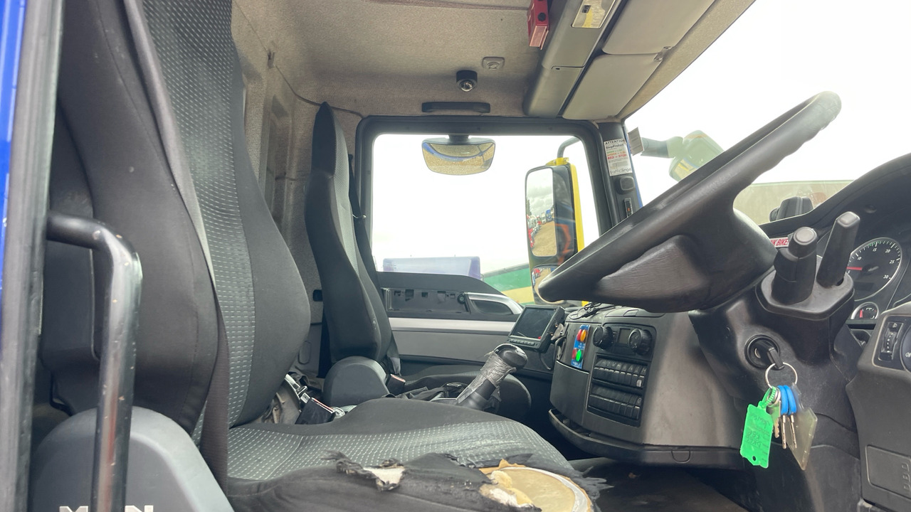 Man TGM 18.250 - Camion platformă, Camion cu macara: Foto 5 Man TGM 18.250 - Camion platformă, Camion cu macara: Foto 5