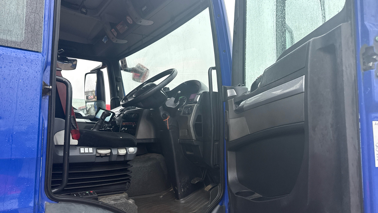 Man TGS 26.360 - Camion cu prelată: Foto 5 Man TGS 26.360 - Camion cu prelată: Foto 5