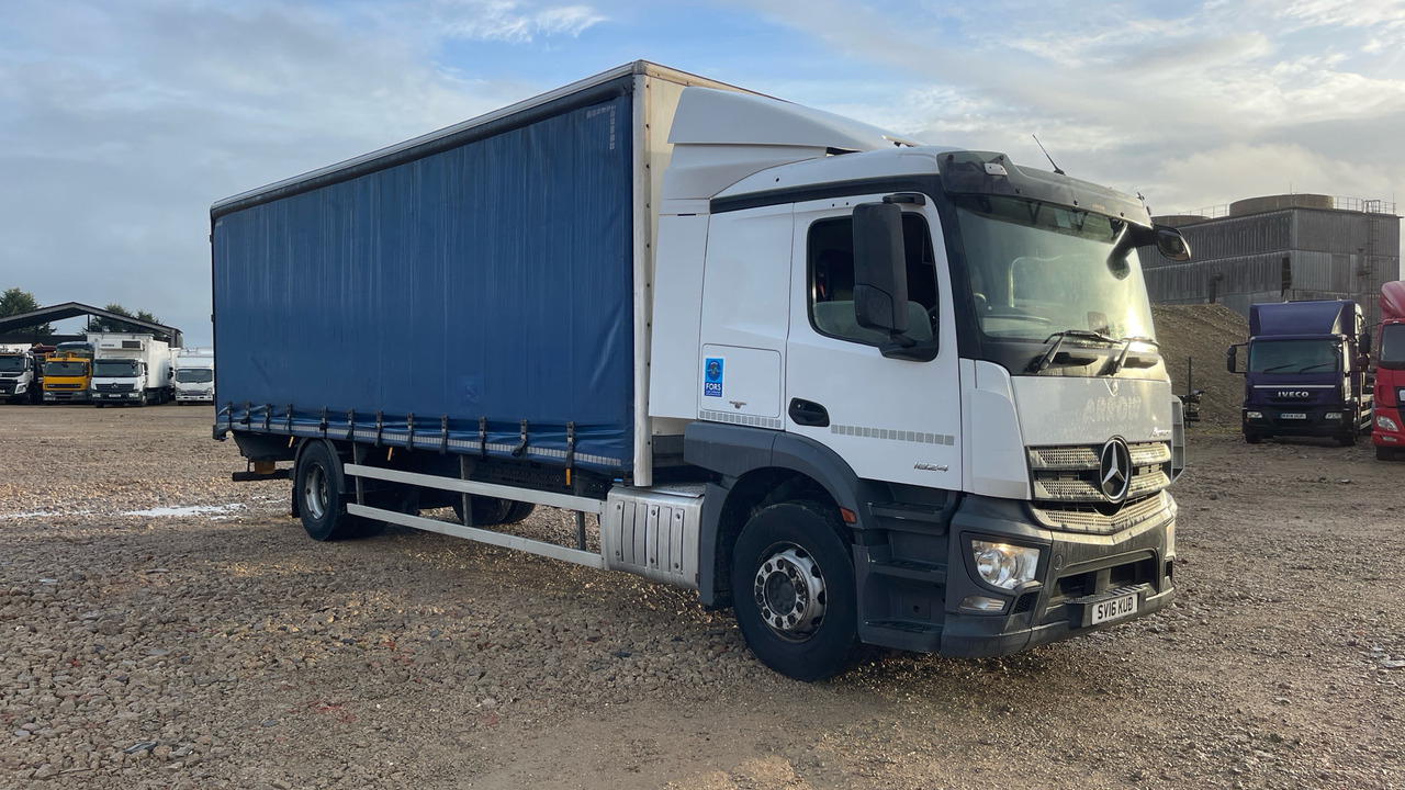 Mercedes-Benz Actros 1824 - Camion cu prelată: Foto 1 Mercedes-Benz Actros 1824 - Camion cu prelată: Foto 1