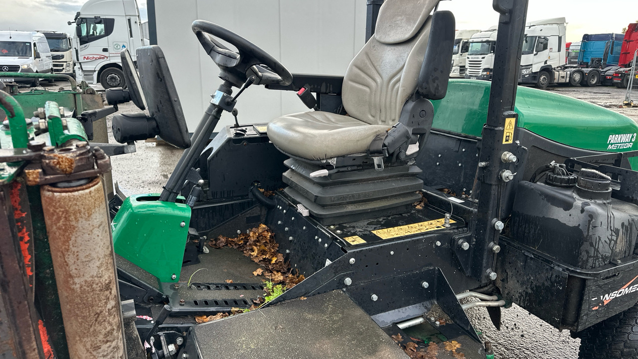 RANSOMES PARKWAY 3 METEOR - Maşină de tuns iarba: Foto 5 RANSOMES PARKWAY 3 METEOR - Maşină de tuns iarba: Foto 5