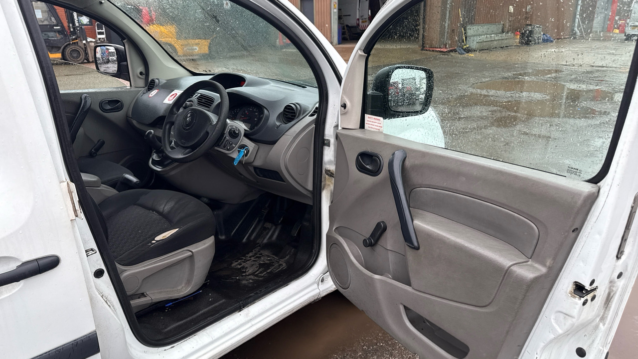 RENAULT KANGOO ML19 DCI 70+ - Autoutilitară compactă: Foto 5 RENAULT KANGOO ML19 DCI 70+ - Autoutilitară compactă: Foto 5