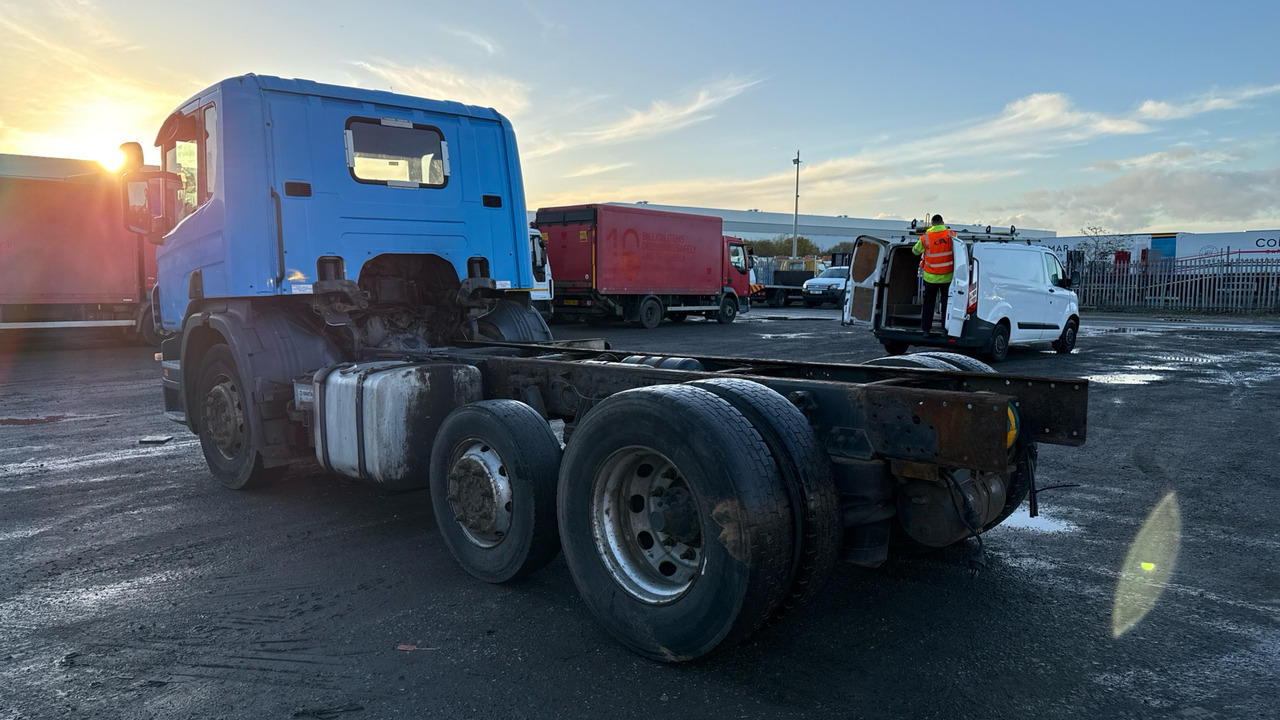 SCANIA P 380 - Camion şasiu: Foto 3 SCANIA P 380 - Camion şasiu: Foto 3