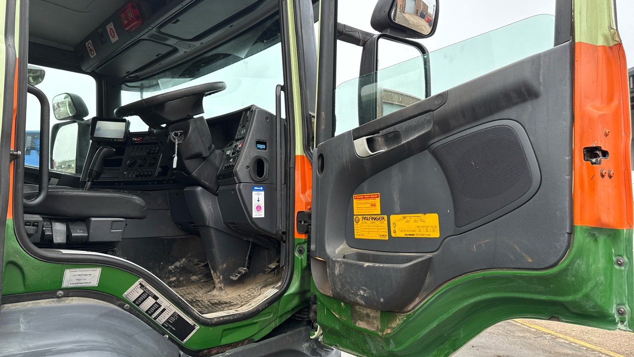 SCANIA P 410 - Camion platformă, Camion cu macara: Foto 5 SCANIA P 410 - Camion platformă, Camion cu macara: Foto 5