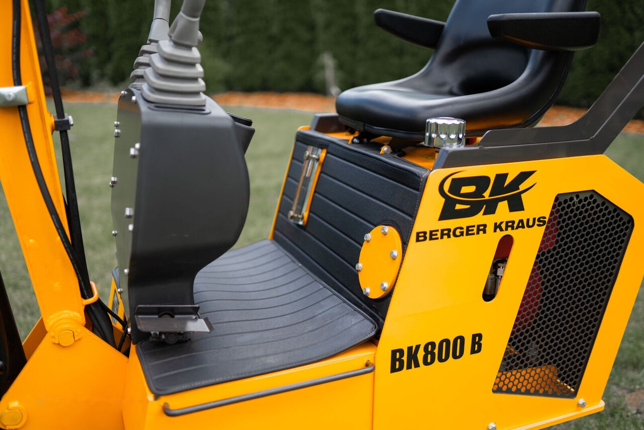 Berger Kraus BK800B Nowa minikoparka Mini excavator - Mini excavator: Foto 3 Berger Kraus BK800B Nowa minikoparka Mini excavator - Mini excavator: Foto 3