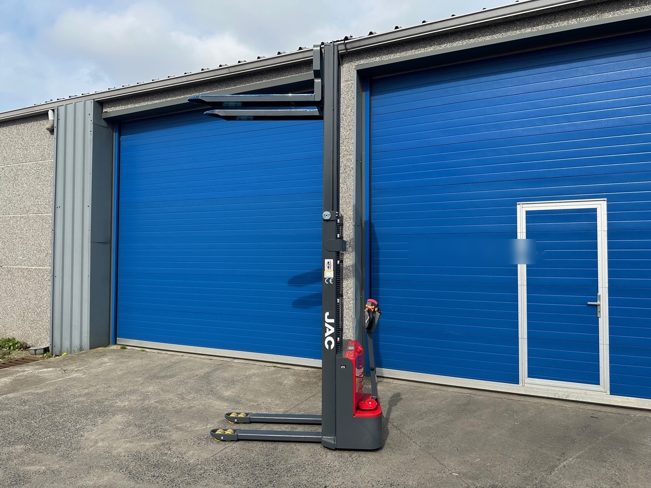 JAC CDD15 - Transpalet la mare înălţime: Foto 5 JAC CDD15 - Transpalet la mare înălţime: Foto 5