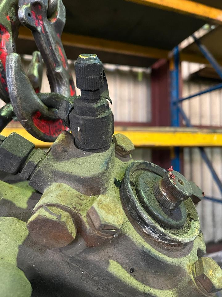 MAN TGS Lenkung Lenkgetriebe RBL 81462006494 - Servodirecţie pentru Camion: Foto 4 MAN TGS Lenkung Lenkgetriebe RBL 81462006494 - Servodirecţie pentru Camion: Foto 4