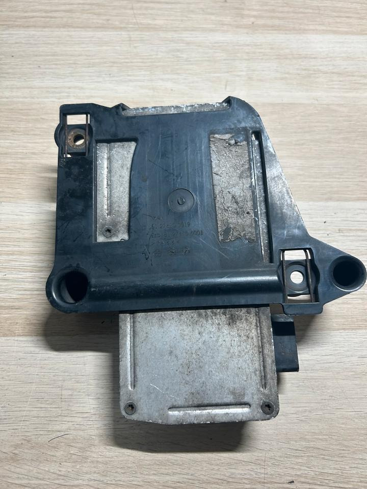 MAN TGX TGS Radarsensor 81.27610.0019 - Senzor pentru Camion: Foto 3 MAN TGX TGS Radarsensor 81.27610.0019 - Senzor pentru Camion: Foto 3