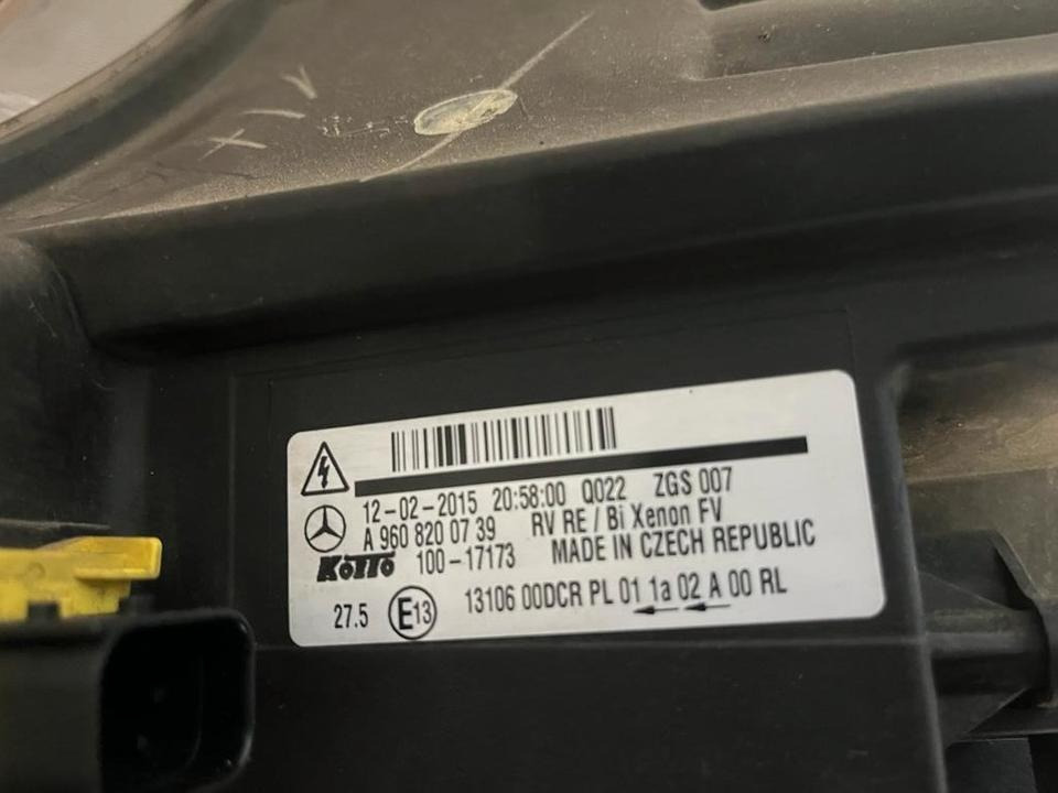 Mercedes Actros Bi Xenon Scheinwerfer Vorne Rechts A9608200739 - Far pentru Camion: Foto 3 Mercedes Actros Bi Xenon Scheinwerfer Vorne Rechts A9608200739 - Far pentru Camion: Foto 3
