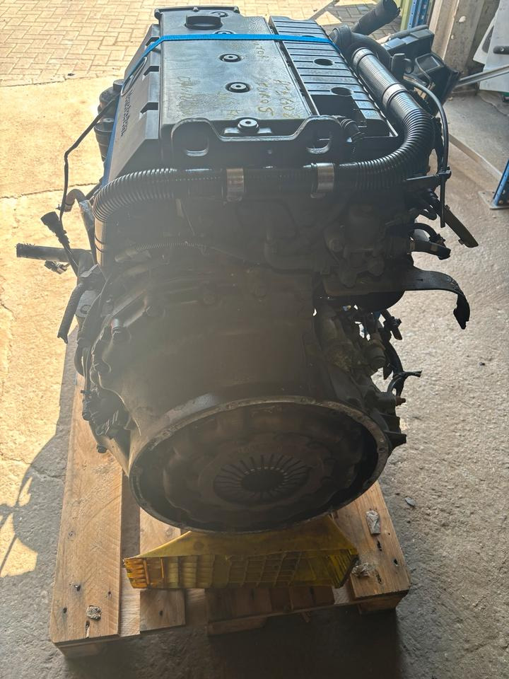 Mercedes Atego 2 Motor OM 904 LA V EU5 - Motor pentru Camion: Foto 4 Mercedes Atego 2 Motor OM 904 LA V EU5 - Motor pentru Camion: Foto 4