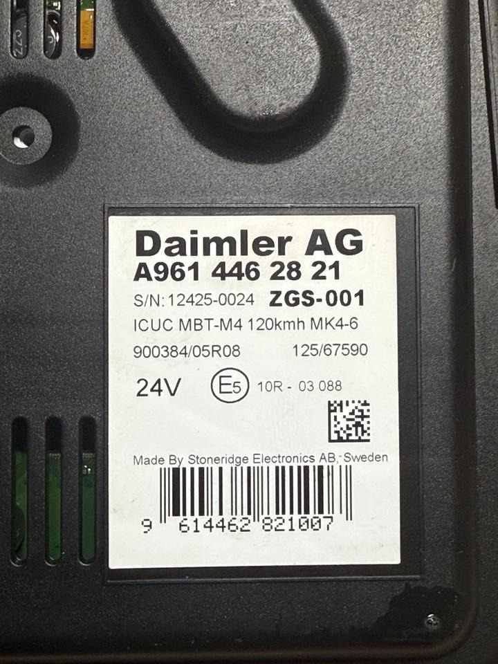 Mercedes Benz Actros MP4 Kombiinstrument / Tacho A9614462821 - Tablou de bord pentru Camion: Foto 3 Mercedes Benz Actros MP4 Kombiinstrument / Tacho A9614462821 - Tablou de bord pentru Camion: Foto 3