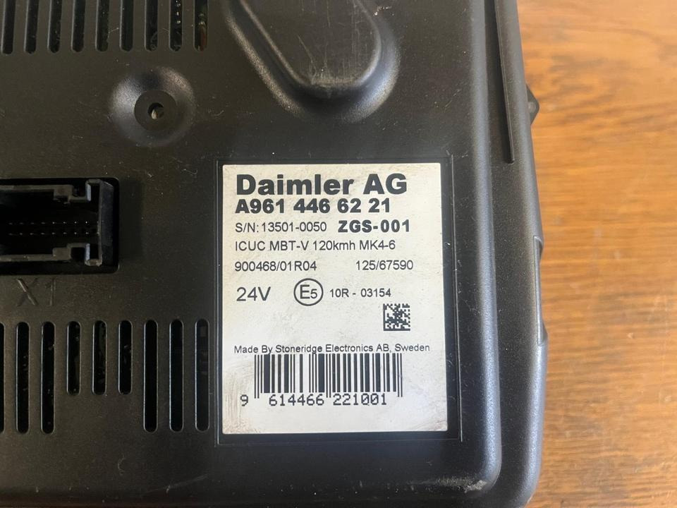 Mercedes Benz Actros MP4 Kombiinstrument / Tacho A9614466221 - Tablou de bord pentru Camion: Foto 3 Mercedes Benz Actros MP4 Kombiinstrument / Tacho A9614466221 - Tablou de bord pentru Camion: Foto 3