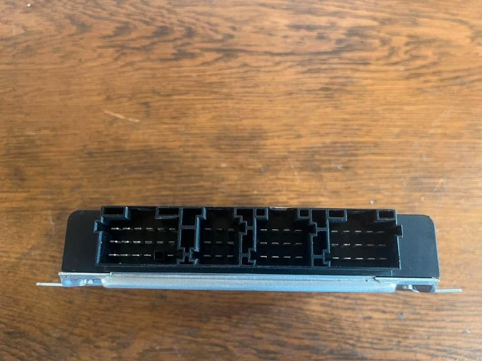 Mercedes-Benz Knorr-Bremse ABS/ASR Steuergerät 0486104034 - Calculator de bord pentru Camion: Foto 4 Mercedes-Benz Knorr-Bremse ABS/ASR Steuergerät 0486104034 - Calculator de bord pentru Camion: Foto 4