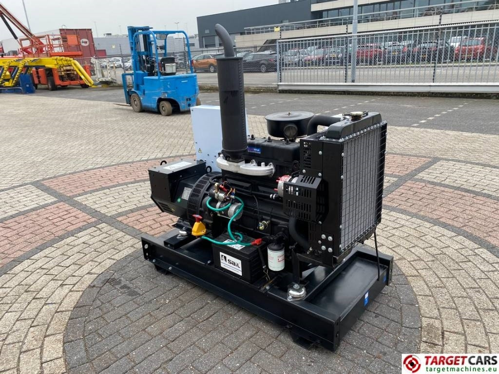 Bauer GF-24KW Diesel 30KVA Generator 400/230V - Generator electric: Foto 3 Bauer GF-24KW Diesel 30KVA Generator 400/230V - Generator electric: Foto 3