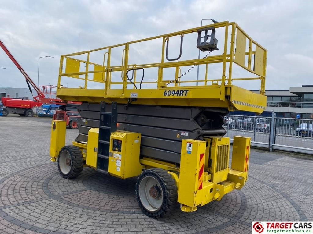 GMG 6094RT Diesel 4x4 Scissor Work Lift 2020cm - Platforma foarfeca: Foto 2 GMG 6094RT Diesel 4x4 Scissor Work Lift 2020cm - Platforma foarfeca: Foto 2