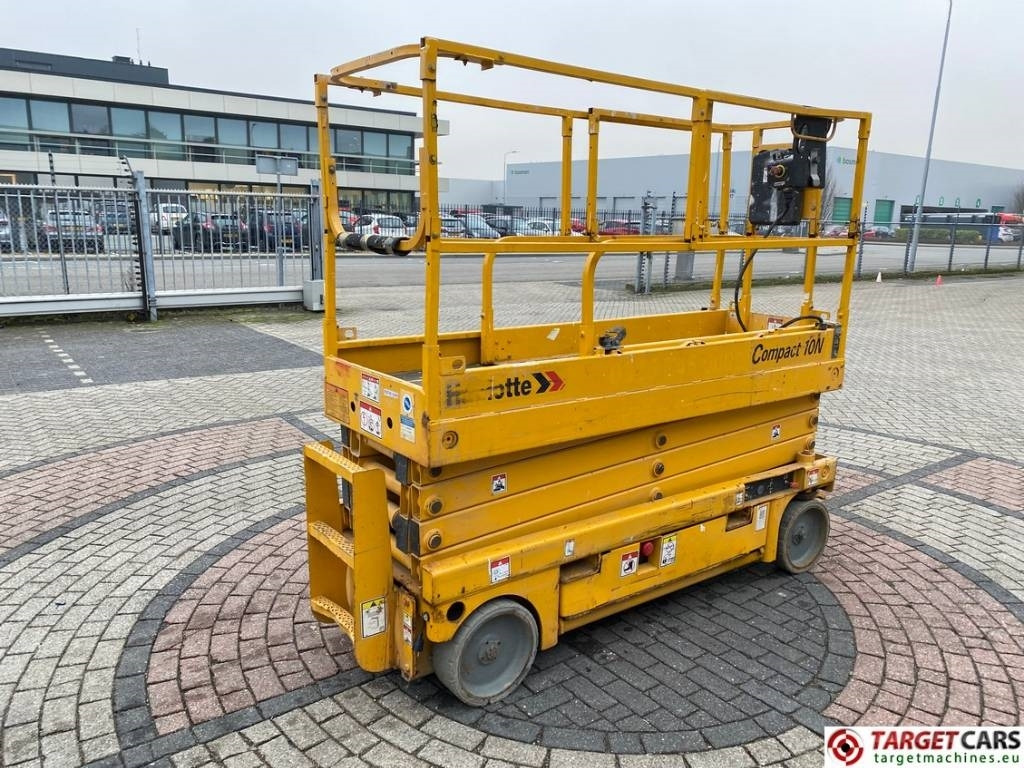 Haulotte Compact 10N Electric Scissor Work Lift 1000cm - Platforma foarfeca: Foto 3 Haulotte Compact 10N Electric Scissor Work Lift 1000cm - Platforma foarfeca: Foto 3