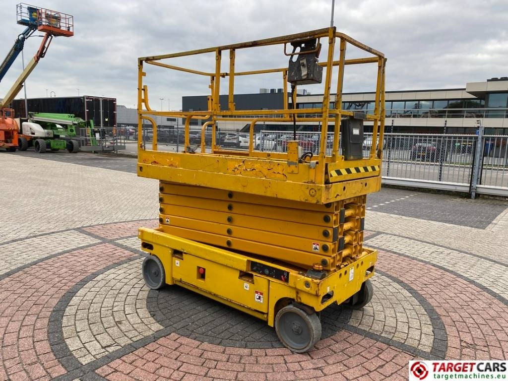 Haulotte Compact 14 Electric Scissor Work Lift 1385cm - Platforma foarfeca: Foto 2 Haulotte Compact 14 Electric Scissor Work Lift 1385cm - Platforma foarfeca: Foto 2