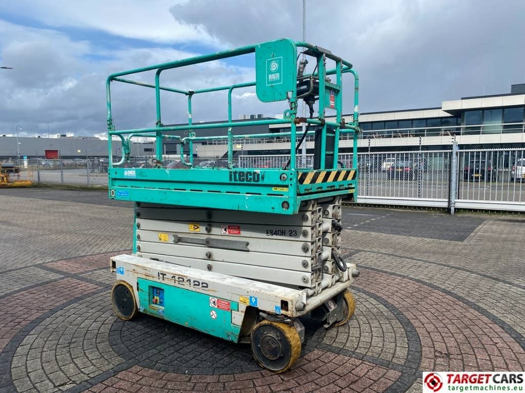 Iteco Imer IT12122 Electric Scissor Work Lift 1390cm - Platforma foarfeca: Foto 2 Iteco Imer IT12122 Electric Scissor Work Lift 1390cm - Platforma foarfeca: Foto 2
