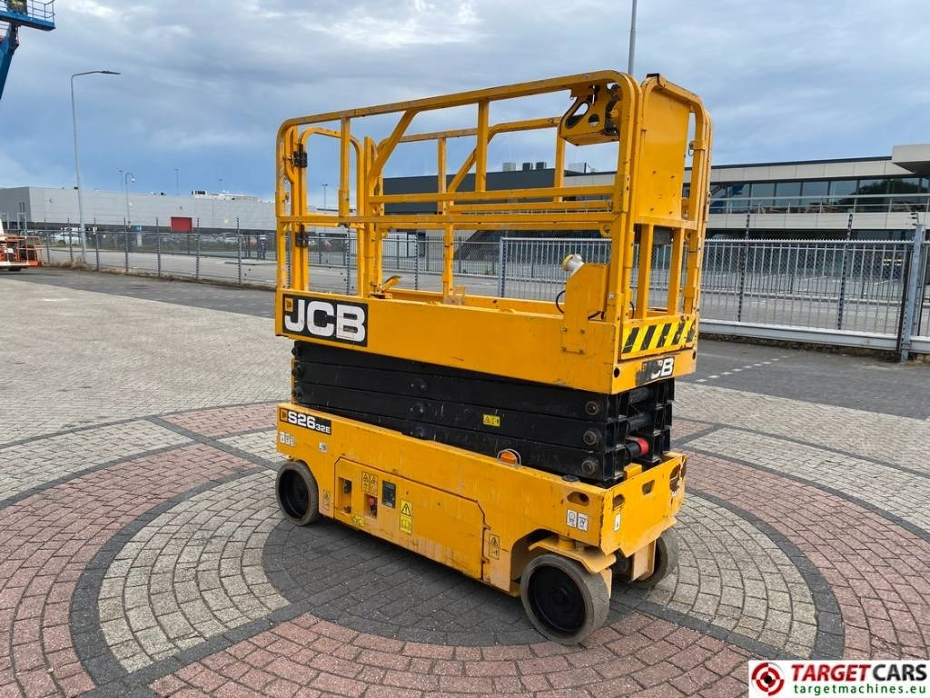 JCB S2632E Electric Scissor Work Lift 1010cm - Platforma foarfeca: Foto 2 JCB S2632E Electric Scissor Work Lift 1010cm - Platforma foarfeca: Foto 2