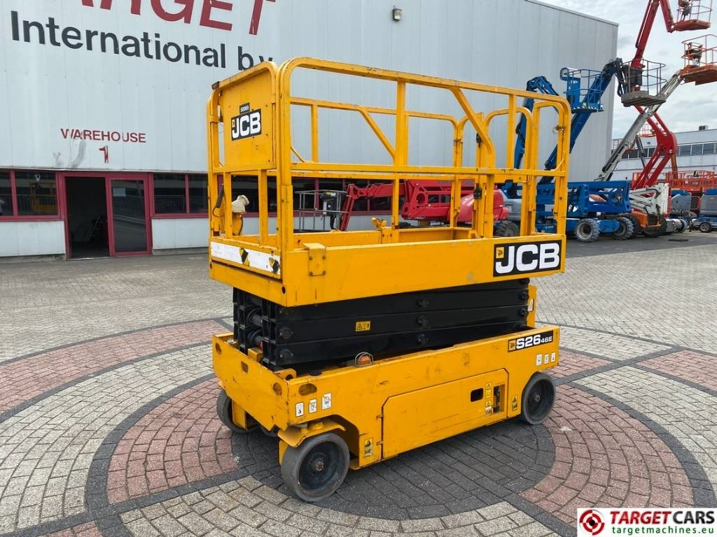 JCB S2646E Electric Scissor Work Lift 990cm - Platforma foarfeca: Foto 1 JCB S2646E Electric Scissor Work Lift 990cm - Platforma foarfeca: Foto 1