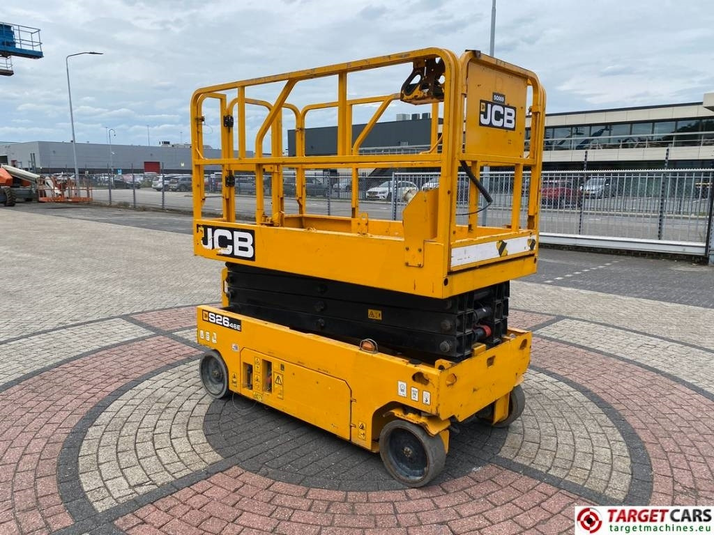 JCB S2646E Electric Scissor Work Lift 990cm - Platforma foarfeca: Foto 2 JCB S2646E Electric Scissor Work Lift 990cm - Platforma foarfeca: Foto 2