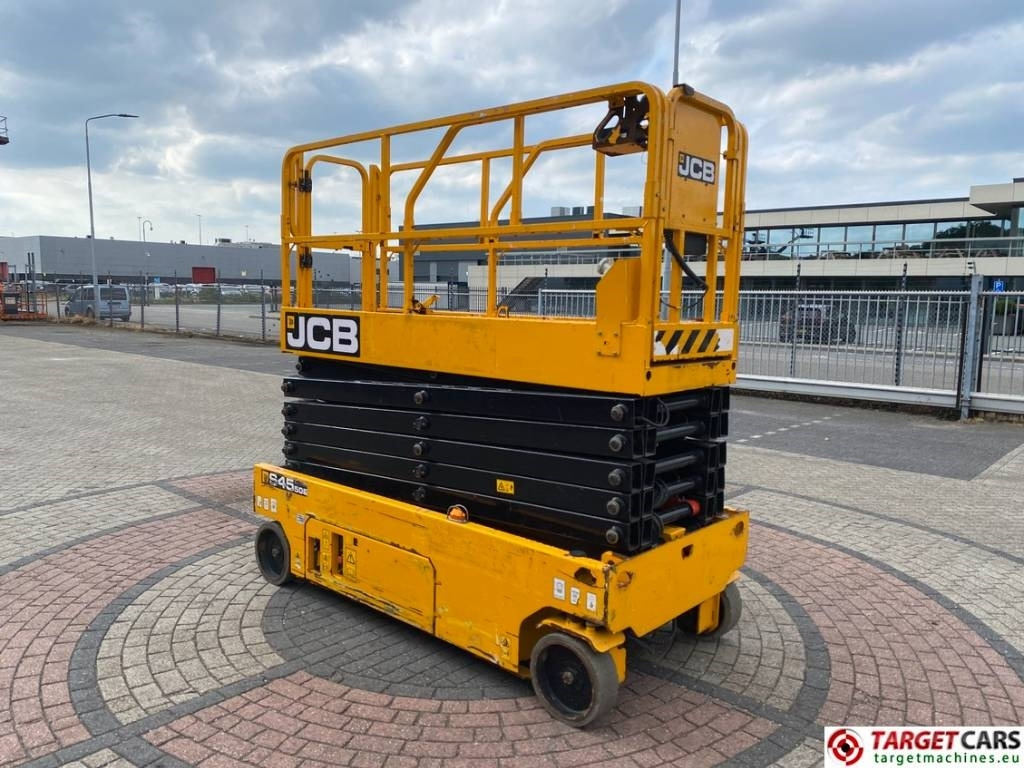 JCB S4550E Electric Scissor Work Lift 1580cm - Platforma foarfeca: Foto 2 JCB S4550E Electric Scissor Work Lift 1580cm - Platforma foarfeca: Foto 2