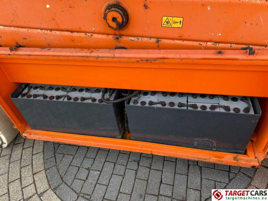 Platforma foarfeca JLG 153-12 Liftlux Electric Scissor Work Lift 1730cm: Foto 13 Platforma foarfeca JLG 153-12 Liftlux Electric Scissor Work Lift 1730cm: Foto 13