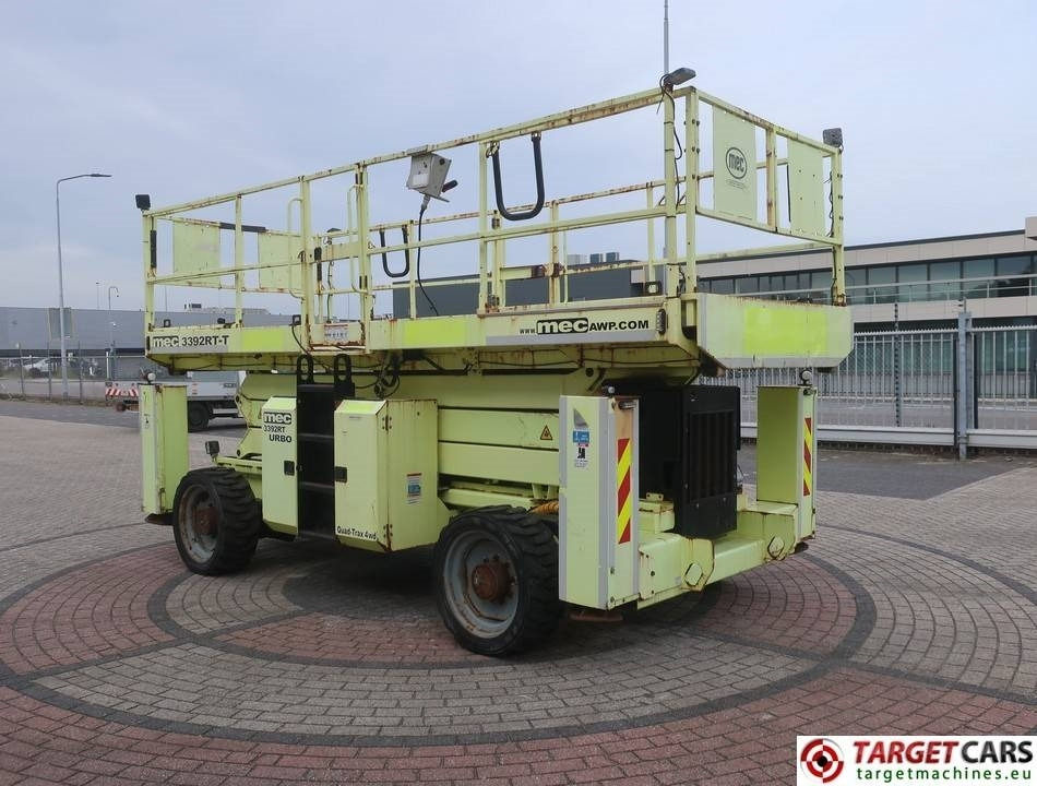 MEC 3392RT-T Diesel 4x4 Scissor Work LIft 1200cm - Platforma foarfeca: Foto 2 MEC 3392RT-T Diesel 4x4 Scissor Work LIft 1200cm - Platforma foarfeca: Foto 2