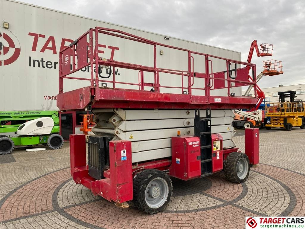 MEC 6092RT Diesel 4x4 Scissor Work Lift 2020cm - Platforma foarfeca: Foto 1 MEC 6092RT Diesel 4x4 Scissor Work Lift 2020cm - Platforma foarfeca: Foto 1