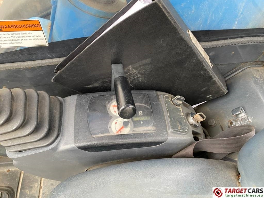 Macara pe senile Maeda LC383M-5 Tracked Telescopic Crane 2.93T 930cm: Foto 12 Macara pe senile Maeda LC383M-5 Tracked Telescopic Crane 2.93T 930cm: Foto 12