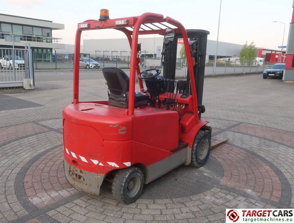 Manitou ME425 Electric 4wheel Forklift 2500KG Triplex450cm - Electrostivuitor: Foto 3 Manitou ME425 Electric 4wheel Forklift 2500KG Triplex450cm - Electrostivuitor: Foto 3