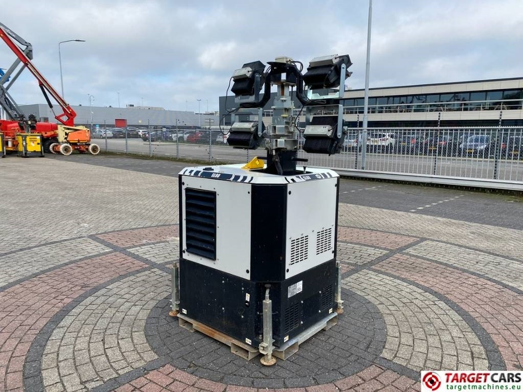 SMC SL80 Tower Light SL80K 4x300W Led - Turnul de iluminat: Foto 2 SMC SL80 Tower Light SL80K 4x300W Led - Turnul de iluminat: Foto 2