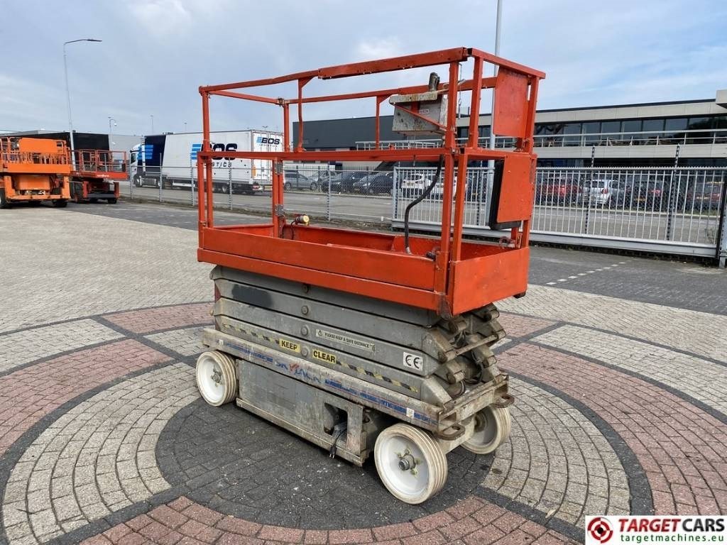 SkyJack SJIII-3226 Electric 3226 Scissor Work Lift 990cm - Platforma foarfeca: Foto 2 SkyJack SJIII-3226 Electric 3226 Scissor Work Lift 990cm - Platforma foarfeca: Foto 2
