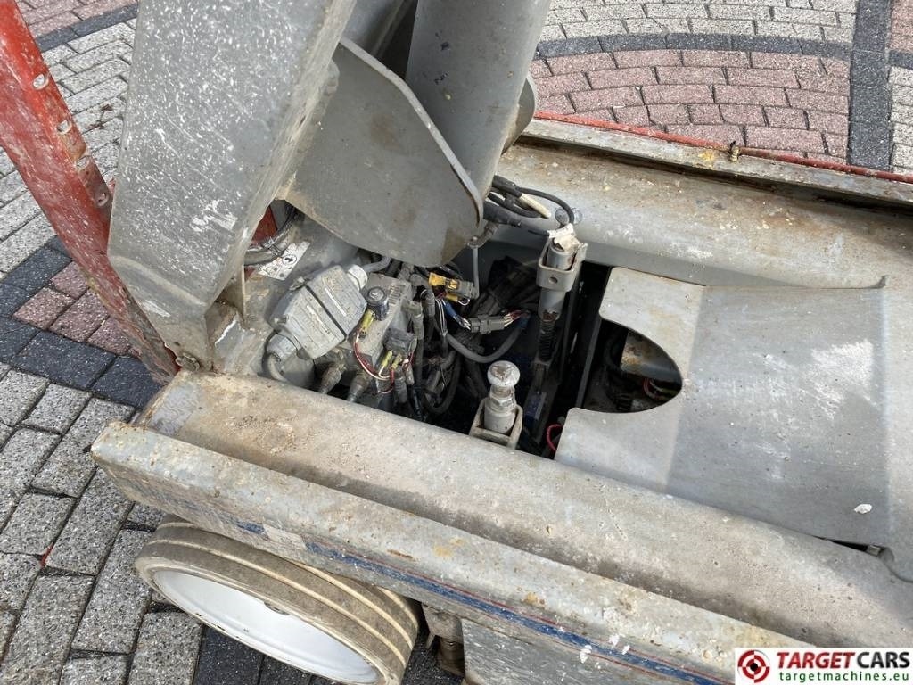 Platforma foarfeca SkyJack SJIII-3226 Electric 3226 Scissor Work Lift 990cm: Foto 17 Platforma foarfeca SkyJack SJIII-3226 Electric 3226 Scissor Work Lift 990cm: Foto 17