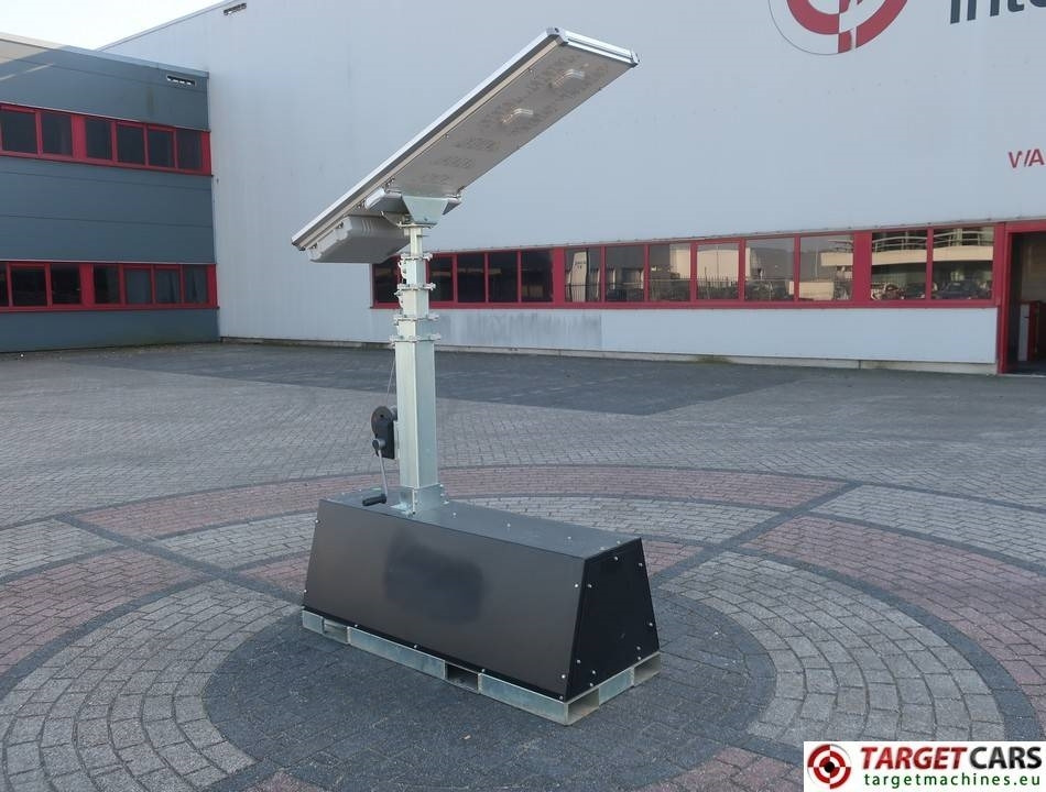Trime X-Pole 2x25W Led Solar Tower Light - Turnul de iluminat: Foto 4 Trime X-Pole 2x25W Led Solar Tower Light - Turnul de iluminat: Foto 4