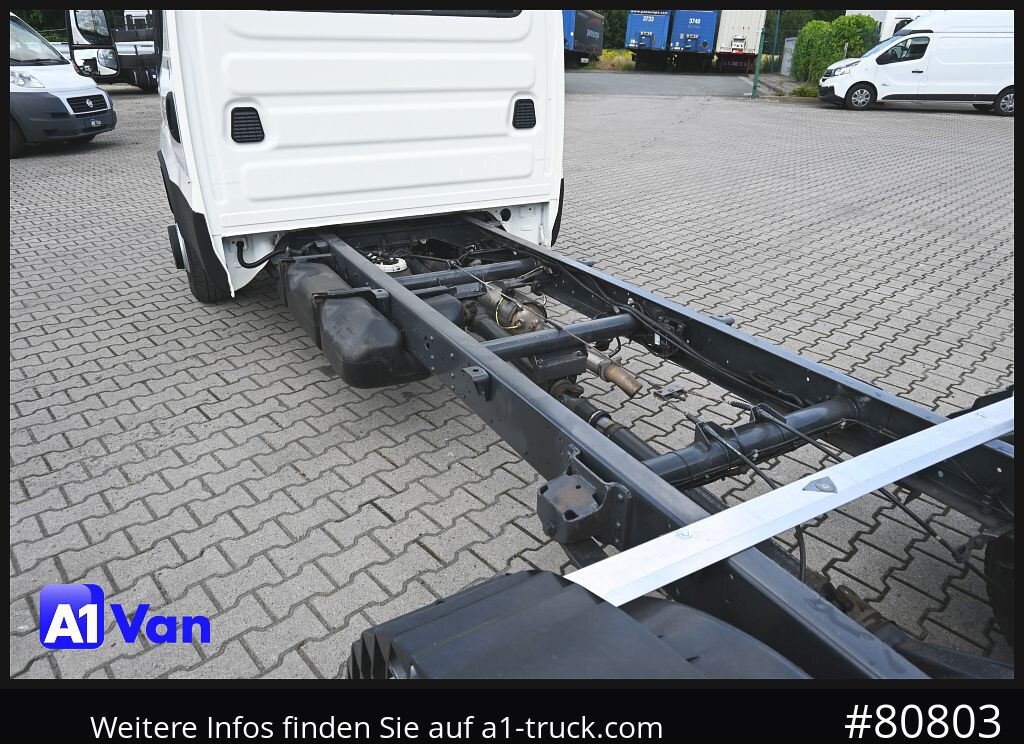 IVECO Daily 70C21 A8V/P Fahrgestell, Klima, Standheizung, - Camion şasiu: Foto 2 IVECO Daily 70C21 A8V/P Fahrgestell, Klima, Standheizung, - Camion şasiu: Foto 2