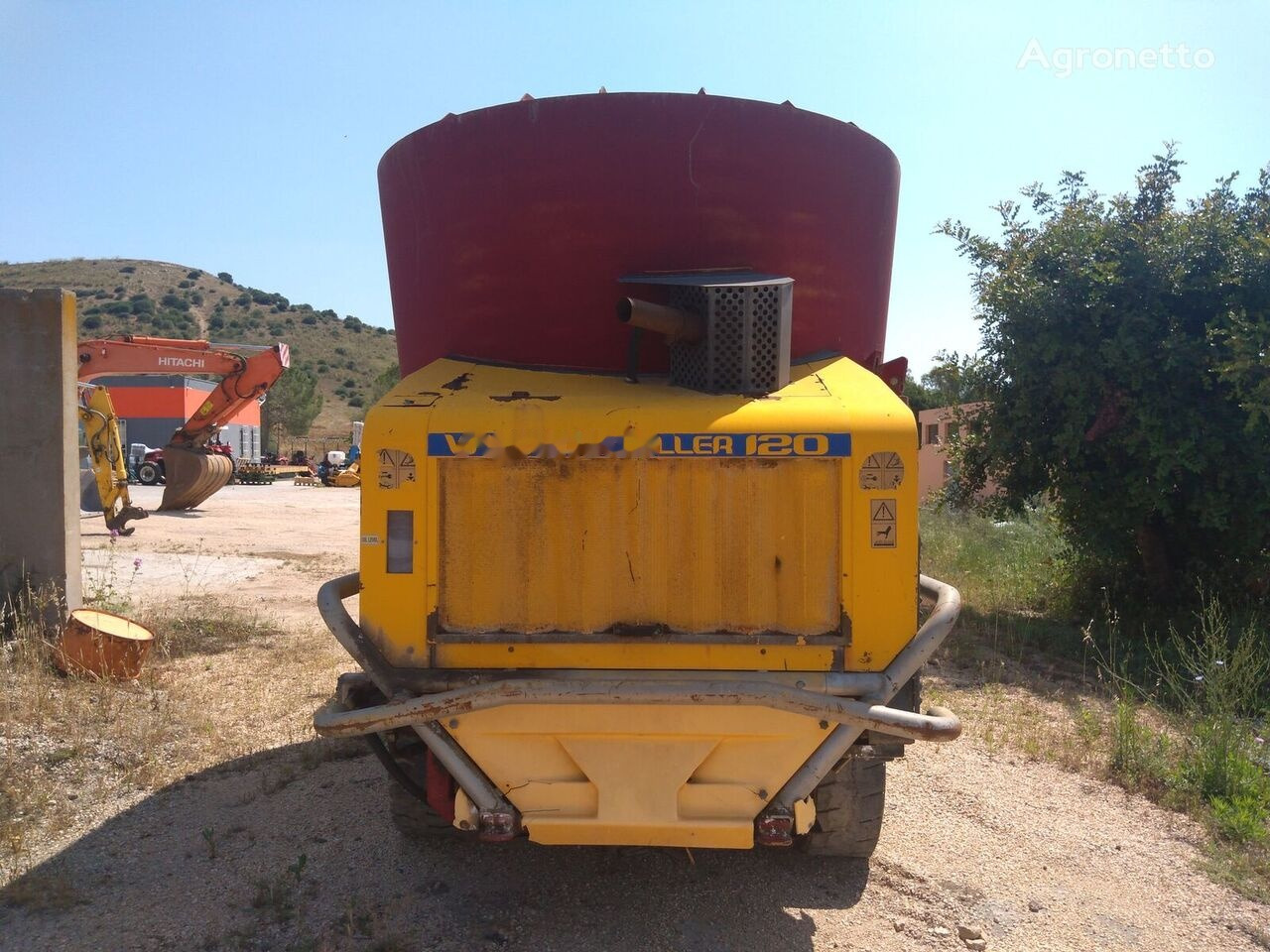 AGM UNIFAST VANTAGE 120 - Remorcă distribuit furaje: Foto 2 AGM UNIFAST VANTAGE 120 - Remorcă distribuit furaje: Foto 2