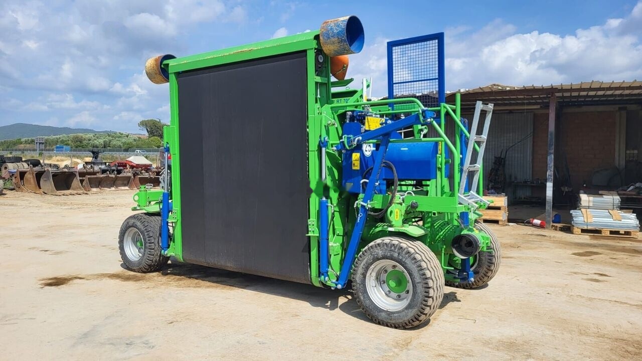 BUDISSA RT 7000 - Echipamente pentru furaje: Foto 5 BUDISSA RT 7000 - Echipamente pentru furaje: Foto 5