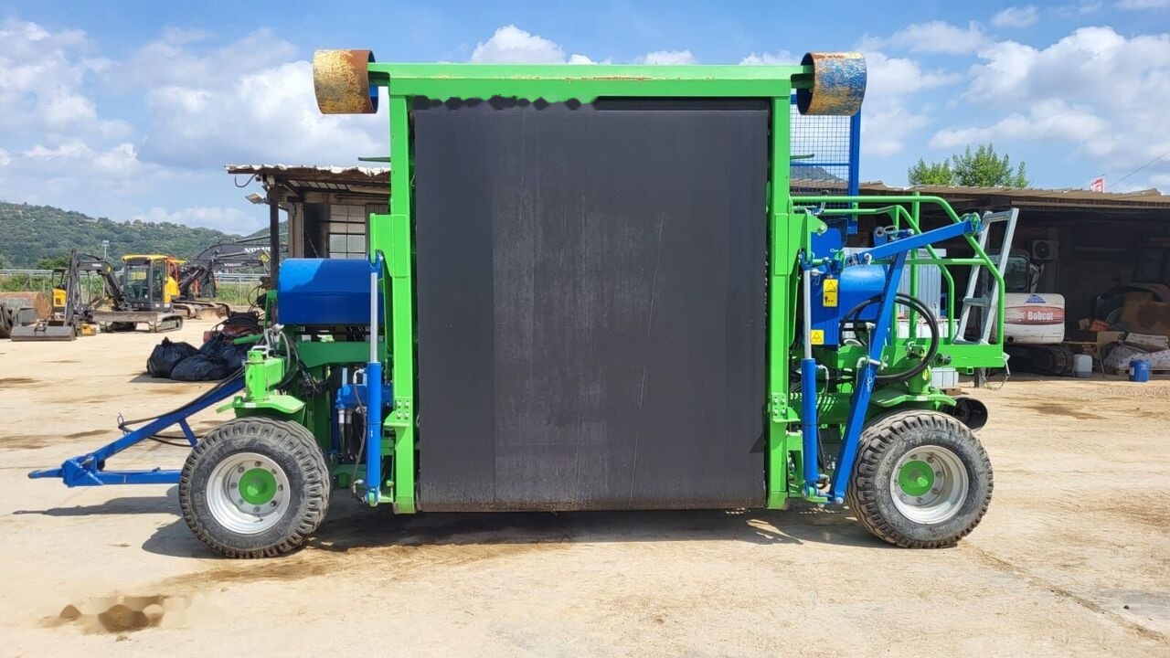 BUDISSA RT 7000 - Echipamente pentru furaje: Foto 3 BUDISSA RT 7000 - Echipamente pentru furaje: Foto 3