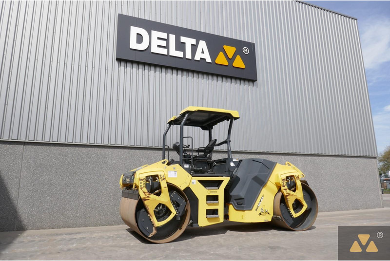 Bomag BW190AD-5 - Cilindru compactor: Foto 4 Bomag BW190AD-5 - Cilindru compactor: Foto 4