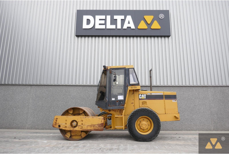 Caterpillar CS433C - Cilindru compactor: Foto 1 Caterpillar CS433C - Cilindru compactor: Foto 1