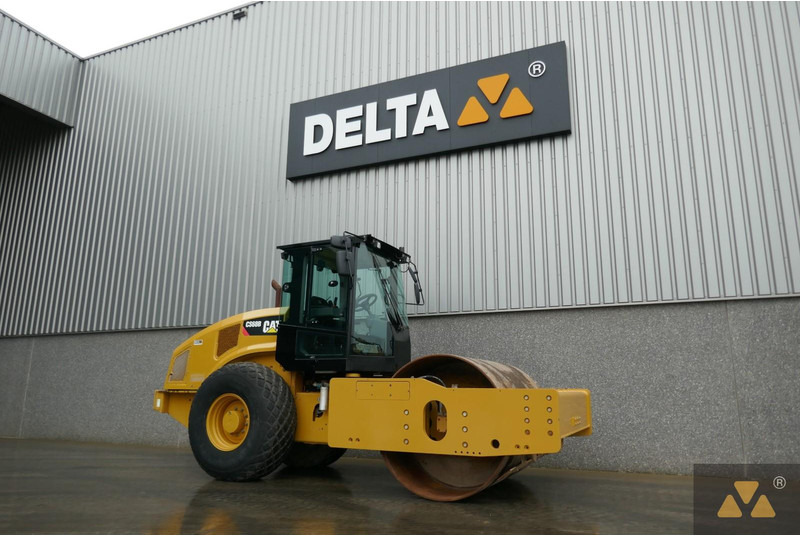 Caterpillar CS68B - Cilindru compactor: Foto 3 Caterpillar CS68B - Cilindru compactor: Foto 3