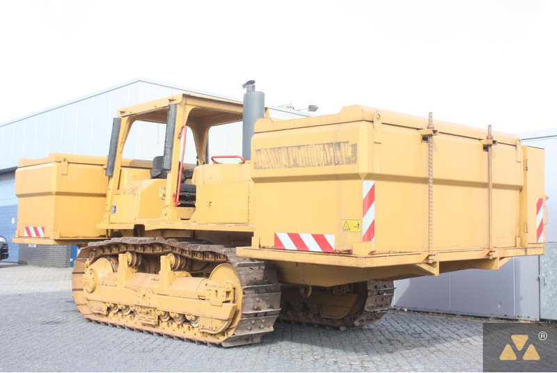 Caterpillar D6E Fuel tanker - Camion cisternă: Foto 3 Caterpillar D6E Fuel tanker - Camion cisternă: Foto 3