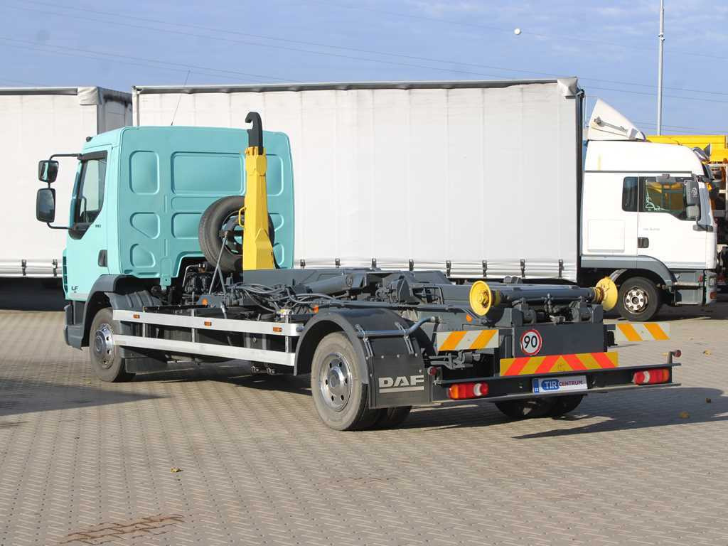 DAF LF 180 FA, EURO 6, HOOK LOADER CONTAINER - Camion cu cârlig: Foto 5 DAF LF 180 FA, EURO 6, HOOK LOADER CONTAINER - Camion cu cârlig: Foto 5