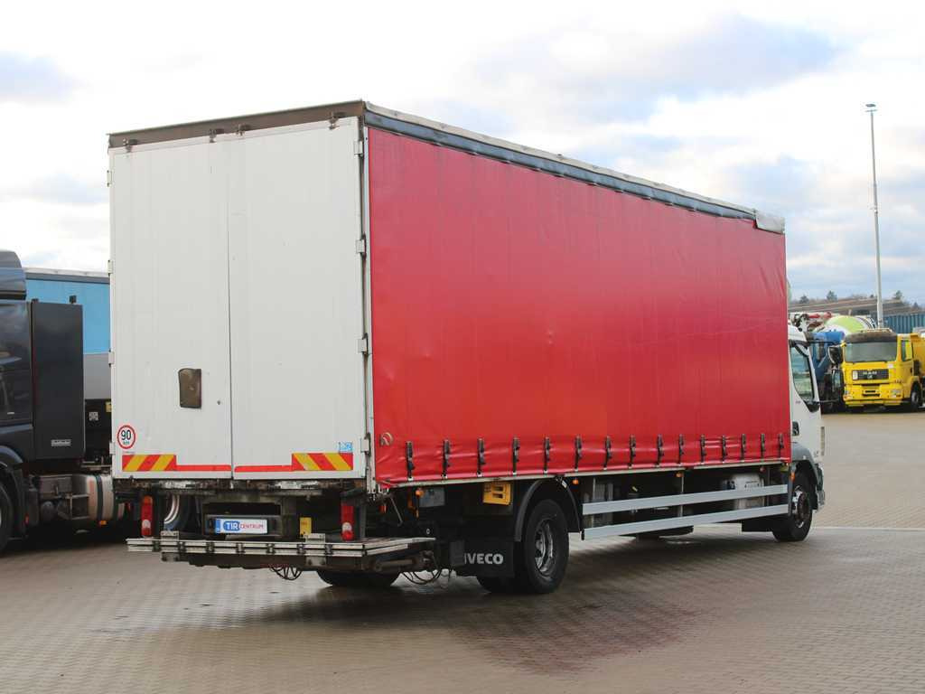 DAF LF 250 FA, EURO 6, HYDRAULIC FRONT - Camion cu prelată: Foto 4 DAF LF 250 FA, EURO 6, HYDRAULIC FRONT - Camion cu prelată: Foto 4