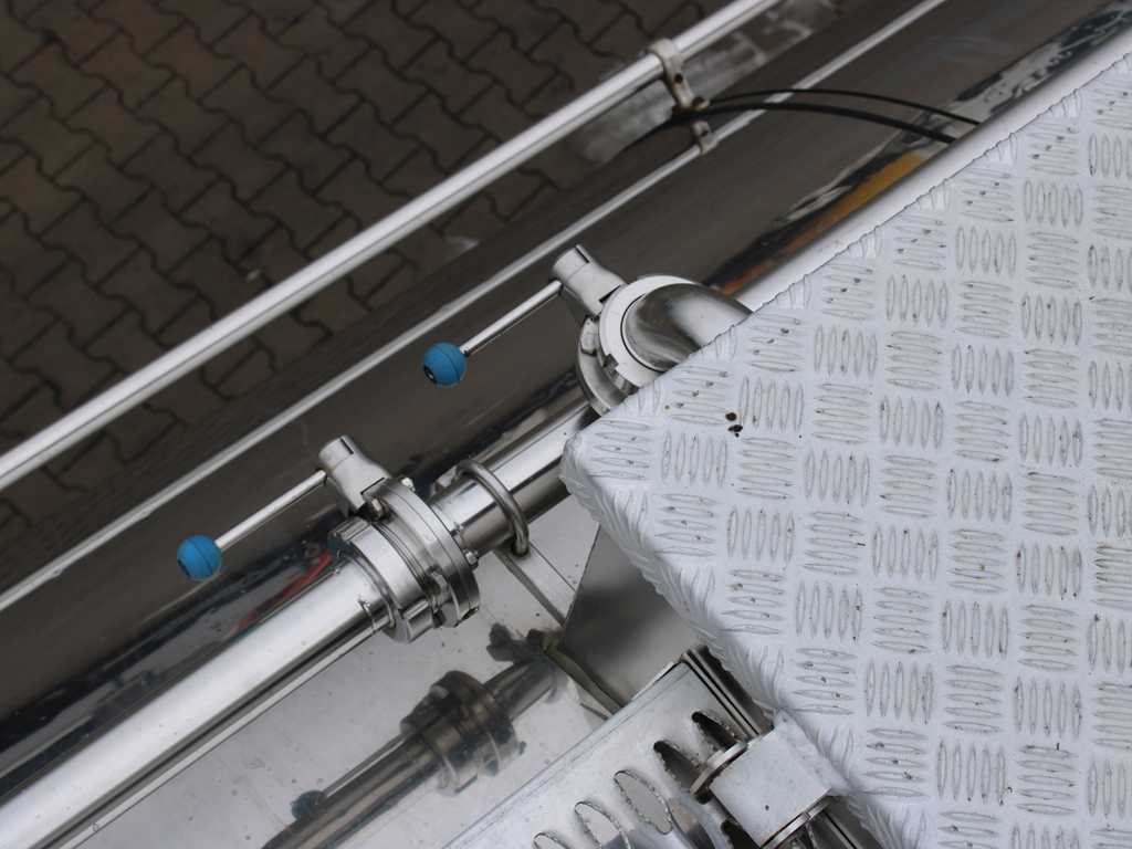 Semiremorcă cisternă Feldbinder TSA, LIFT AXLE, 32 m³: Foto 18 Semiremorcă cisternă Feldbinder TSA, LIFT AXLE, 32 m³: Foto 18