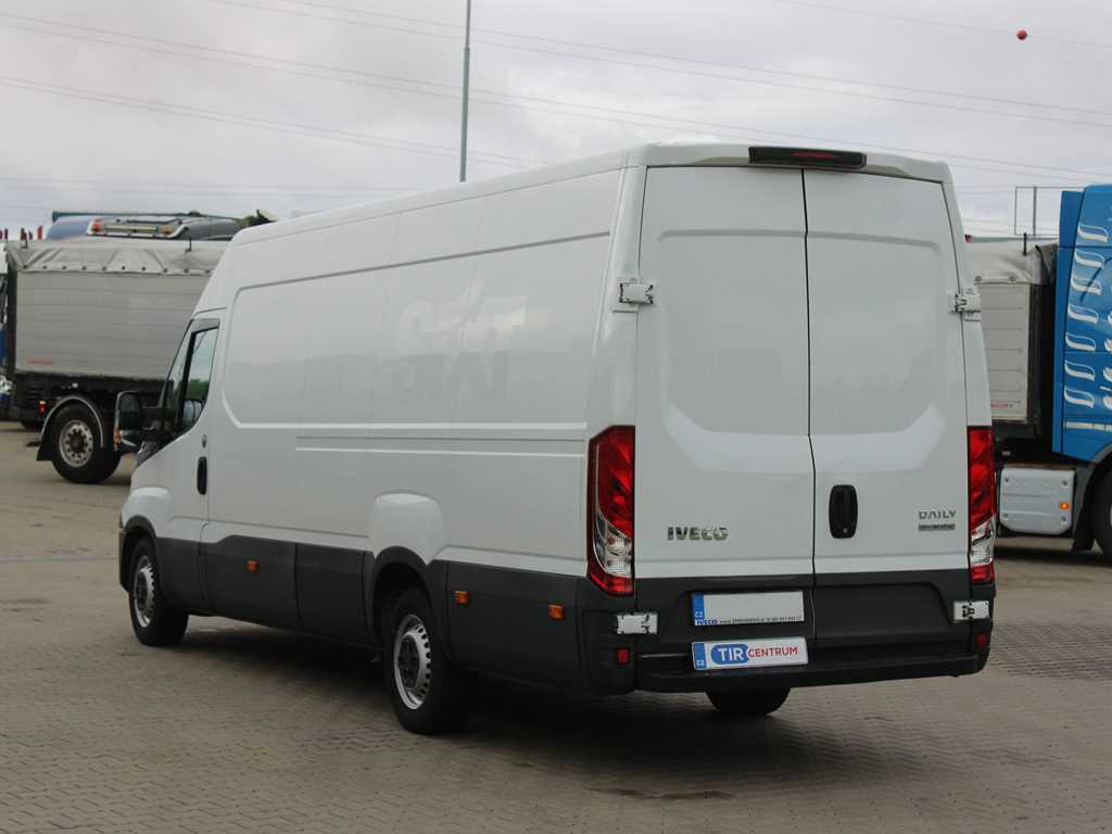 Iveco Daily 35S16 - Dubă: Foto 5 Iveco Daily 35S16 - Dubă: Foto 5