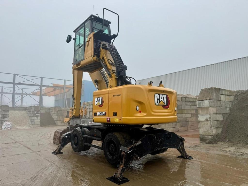 CAT MH3022 - Excavator pentru manipulare de materiale: Foto 3 CAT MH3022 - Excavator pentru manipulare de materiale: Foto 3