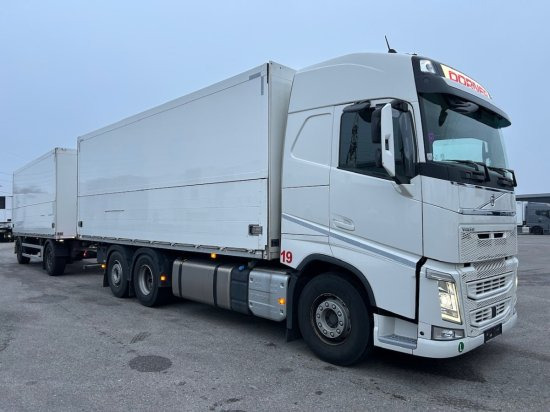 Volvo FH 500 6x2 Getränkekomplettzug, Orten Getränkeaufbau - Camion pentru transportul băuturilor: Foto 3 Volvo FH 500 6x2 Getränkekomplettzug, Orten Getränkeaufbau - Camion pentru transportul băuturilor: Foto 3